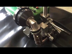 SWT-NS700 एचडीपीई जियोमेम्ब्रेन वेल्डर कार्यस्थल पर काम कर रहा है