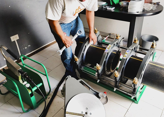 पीपी एचडीपीई पाइप हाइड्रोलिक बट फ्यूजन वेल्डिंग मशीन 5.25 Kw