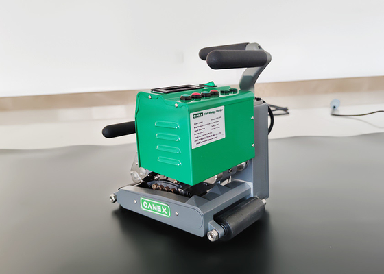 1.0-4.0mm एचडीपी जियोमेम्ब्रेन हॉट वेज वेल्डर CX700 फुल पावर 2400W