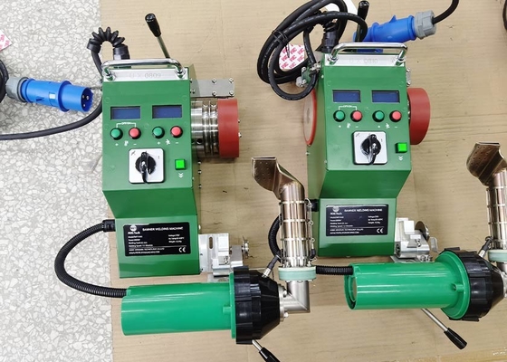 मेम्ब्रेन टेंट के लिए 2800W SWT-UME PVC बैनर वेल्डिंग मशीन