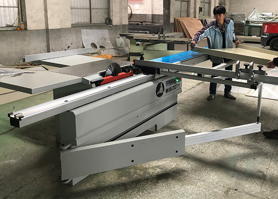 Pvdf 2000mm प्लास्टिक शीट वेल्डिंग मशीन बोर्ड बट फ्यूजन रोलिंग